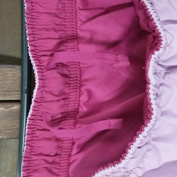 Nike Dri-Fit Shorts with Liner - Picture 4 of 8